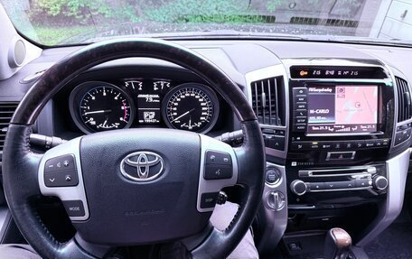 Toyota Land Cruiser 200, 2012 год, 4 500 000 рублей, 20 фотография