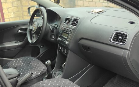 Volkswagen Polo VI (EU Market), 2011 год, 600 000 рублей, 11 фотография