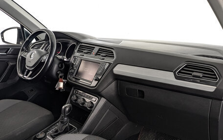 Volkswagen Tiguan II, 2017 год, 1 605 000 рублей, 13 фотография