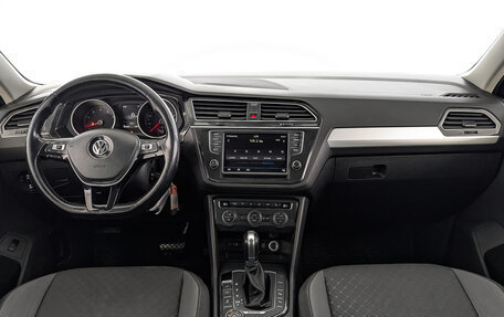 Volkswagen Tiguan II, 2017 год, 1 605 000 рублей, 14 фотография