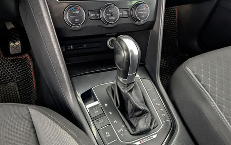 Volkswagen Tiguan II, 2017 год, 1 605 000 рублей, 21 фотография