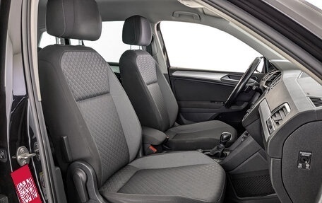 Volkswagen Tiguan II, 2017 год, 1 605 000 рублей, 23 фотография