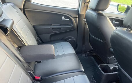 KIA Venga I, 2013 год, 980 000 рублей, 24 фотография