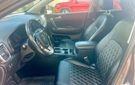 KIA Sportage IV рестайлинг, 2019 год, 2 420 000 рублей, 17 фотография
