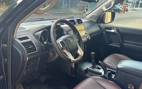 Toyota Land Cruiser Prado 150 рестайлинг 2, 2016 год, 2 950 000 рублей, 7 фотография
