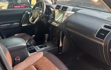Toyota Land Cruiser Prado 150 рестайлинг 2, 2016 год, 2 950 000 рублей, 10 фотография