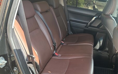 Toyota Land Cruiser Prado 150 рестайлинг 2, 2016 год, 2 950 000 рублей, 15 фотография