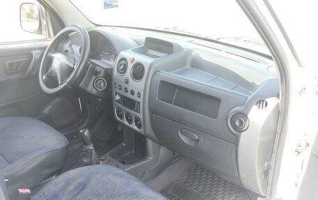 Peugeot Partner II рестайлинг 2, 2010 год, 350 000 рублей, 11 фотография