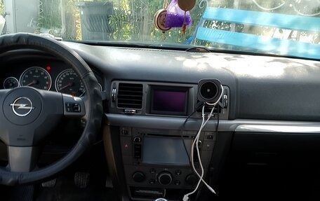 Opel Vectra C рестайлинг, 2006 год, 585 000 рублей, 33 фотография