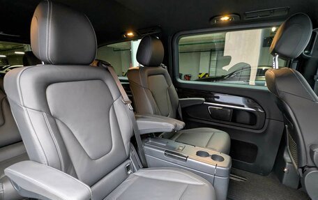 Mercedes-Benz V-Класс, 2023 год, 12 400 000 рублей, 12 фотография