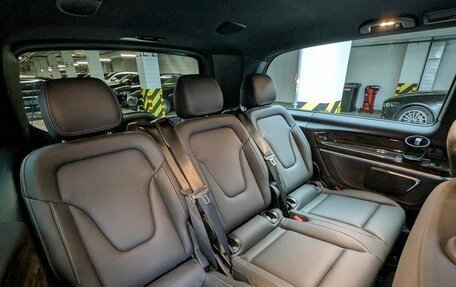 Mercedes-Benz V-Класс, 2023 год, 12 400 000 рублей, 13 фотография