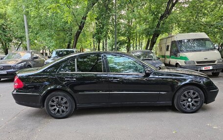 Mercedes-Benz E-Класс, 2003 год, 800 000 рублей, 4 фотография