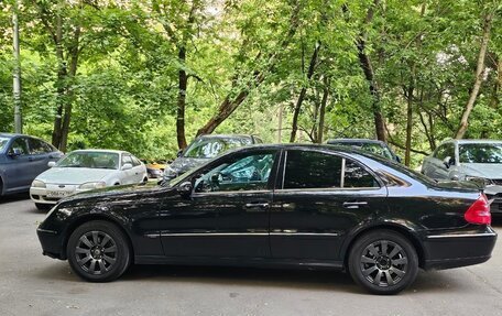 Mercedes-Benz E-Класс, 2003 год, 800 000 рублей, 8 фотография