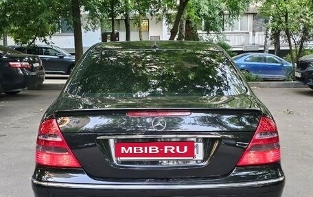 Mercedes-Benz E-Класс, 2003 год, 800 000 рублей, 6 фотография