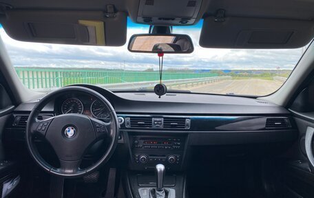 BMW 3 серия, 2006 год, 800 000 рублей, 3 фотография