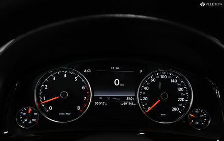 Volkswagen Touareg III, 2017 год, 2 970 000 рублей, 12 фотография