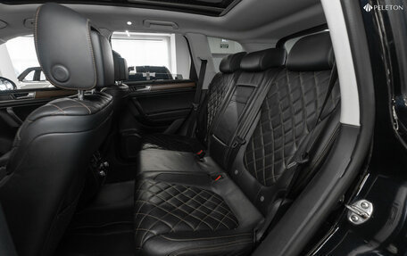 Volkswagen Touareg III, 2017 год, 2 970 000 рублей, 13 фотография