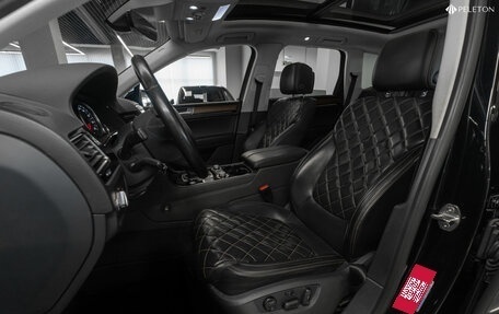 Volkswagen Touareg III, 2017 год, 2 970 000 рублей, 9 фотография