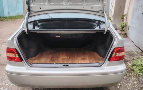Toyota Vista V30, 2002 год, 490 000 рублей, 2 фотография