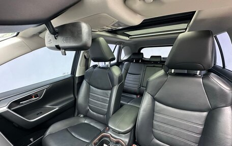 Toyota RAV4, 2021 год, 1 652 000 рублей, 16 фотография