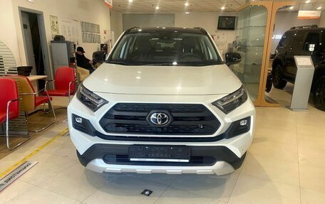 Toyota RAV4, 2024 год, 5 450 000 рублей, 2 фотография