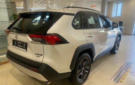 Toyota RAV4, 2024 год, 5 450 000 рублей, 4 фотография