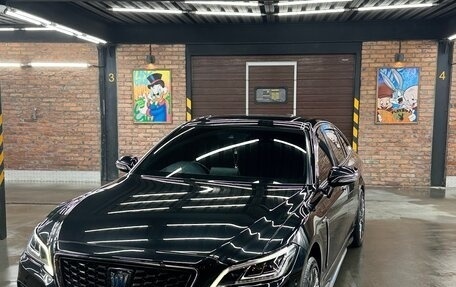 Toyota Crown, 2018 год, 3 100 000 рублей, 2 фотография