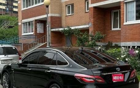 Toyota Crown, 2018 год, 3 100 000 рублей, 5 фотография