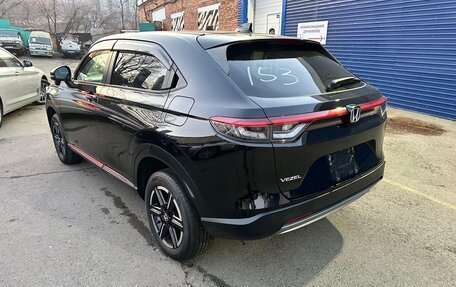 Honda Vezel, 2021 год, 2 400 000 рублей, 5 фотография