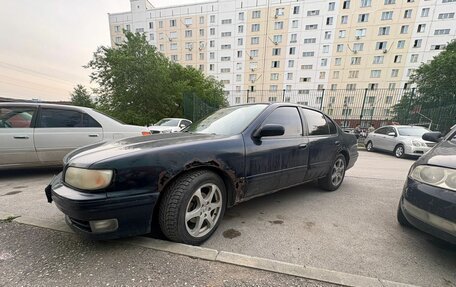 Nissan Cefiro II, 1994 год, 140 000 рублей, 5 фотография