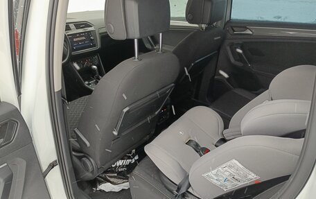 Volkswagen Tiguan II, 2018 год, 2 700 000 рублей, 9 фотография