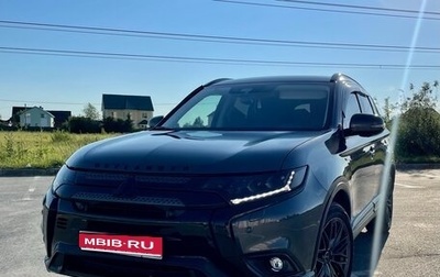 Mitsubishi Outlander III рестайлинг 3, 2019 год, 3 400 000 рублей, 1 фотография
