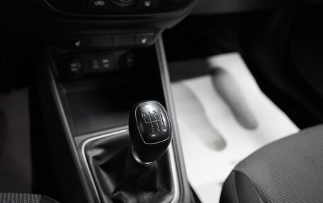 Hyundai Solaris II рестайлинг, 2018 год, 1 840 000 рублей, 14 фотография