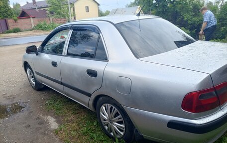 Mitsubishi Carisma I, 2003 год, 380 000 рублей, 4 фотография