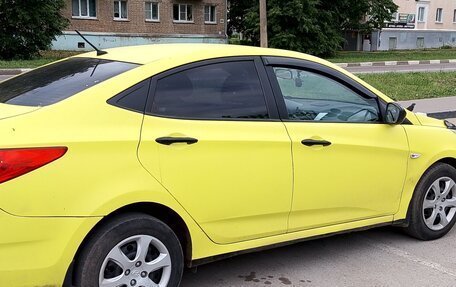 Hyundai Solaris II рестайлинг, 2012 год, 500 000 рублей, 7 фотография