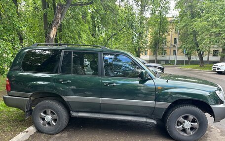 Toyota Land Cruiser 100 рестайлинг 2, 1999 год, 1 800 000 рублей, 4 фотография