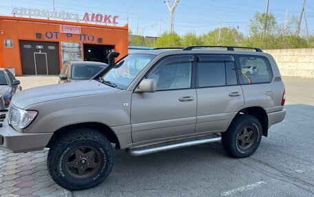 Toyota Land Cruiser 100 рестайлинг 2, 2006 год, 3 000 000 рублей, 3 фотография