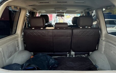 Toyota Land Cruiser 100 рестайлинг 2, 2006 год, 3 000 000 рублей, 8 фотография