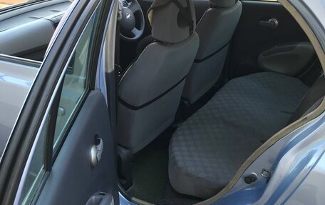 Nissan March III, 2002 год, 380 000 рублей, 9 фотография