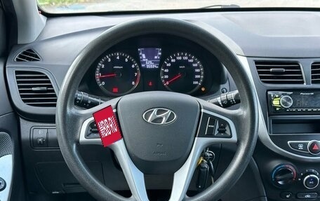 Hyundai Solaris II рестайлинг, 2011 год, 799 000 рублей, 18 фотография