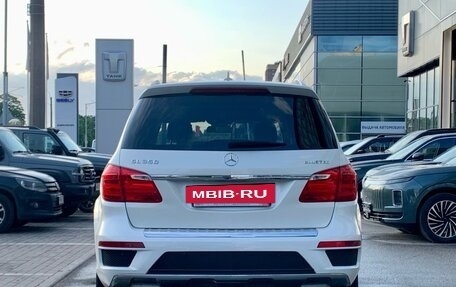 Mercedes-Benz GL-Класс, 2015 год, 4 100 000 рублей, 5 фотография