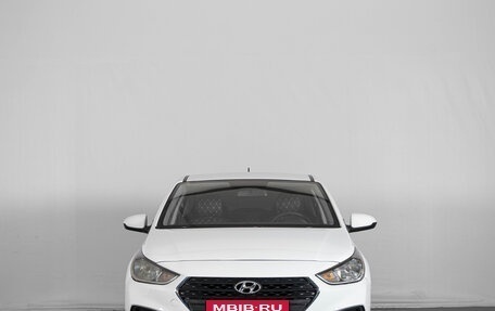 Hyundai Solaris II рестайлинг, 2019 год, 989 000 рублей, 1 фотография