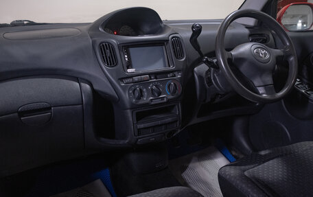 Toyota FunCargo, 2004 год, 549 000 рублей, 14 фотография
