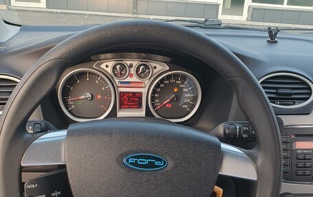 Ford Focus II рестайлинг, 2010 год, 685 000 рублей, 18 фотография