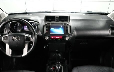 Toyota Land Cruiser Prado 150 рестайлинг 2, 2016 год, 3 383 000 рублей, 5 фотография