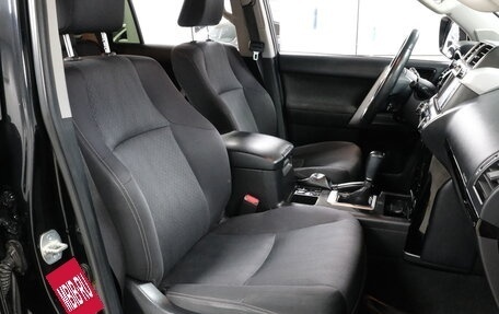 Toyota Land Cruiser Prado 150 рестайлинг 2, 2016 год, 3 383 000 рублей, 7 фотография