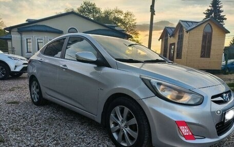 Hyundai Solaris II рестайлинг, 2012 год, 680 000 рублей, 9 фотография