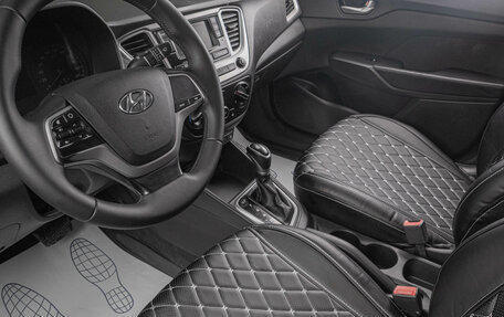 Hyundai Solaris II рестайлинг, 2019 год, 989 000 рублей, 7 фотография