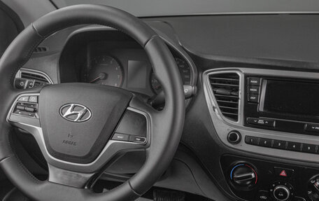 Hyundai Solaris II рестайлинг, 2019 год, 989 000 рублей, 14 фотография