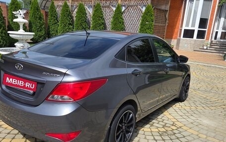 Hyundai Solaris II рестайлинг, 2015 год, 899 999 рублей, 6 фотография